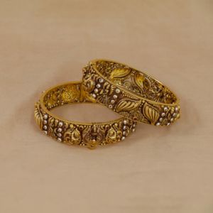 22Kt Traditional Antique Gold Nakshi Bangles 125VG2489-125VG2490