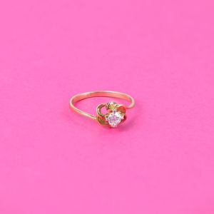 18Kt Exquisite Solitaire Diamond Ring 148VU4102
