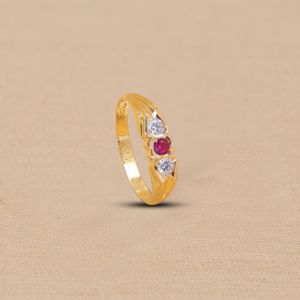 Elegant 3 Stone Handmade Gold Ring 94MHOIA4724