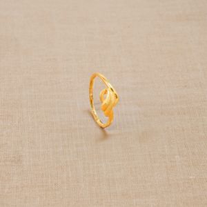 Minimalist Dainty Gold Ring For Her